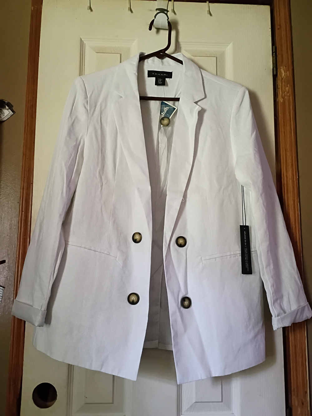 Tahari White Double-Breasted Blazer Jacket